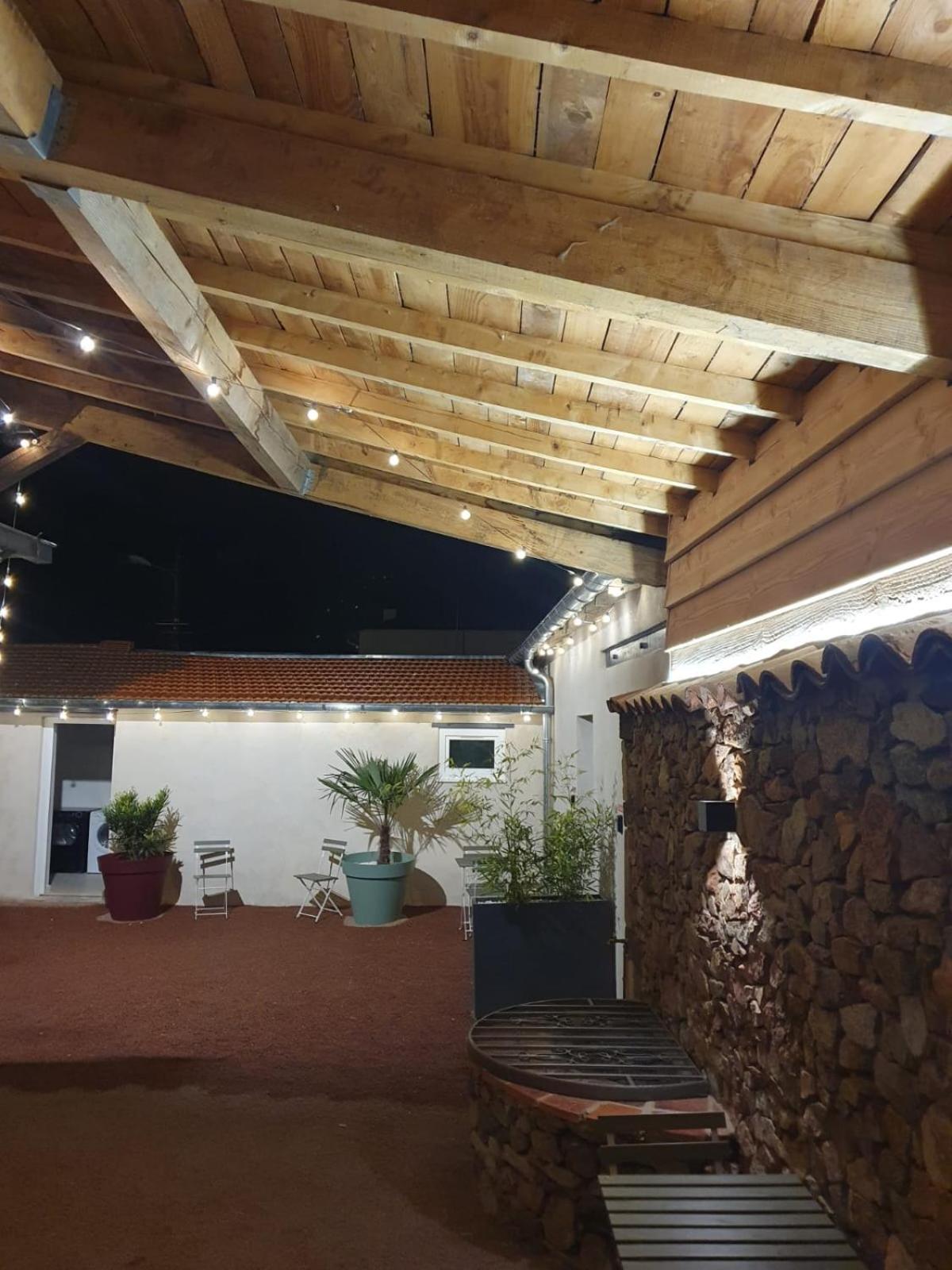 Le Boheme, Sauna & Spa Riorges Luaran gambar