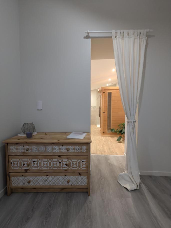 Le Boheme, Sauna & Spa Riorges Luaran gambar